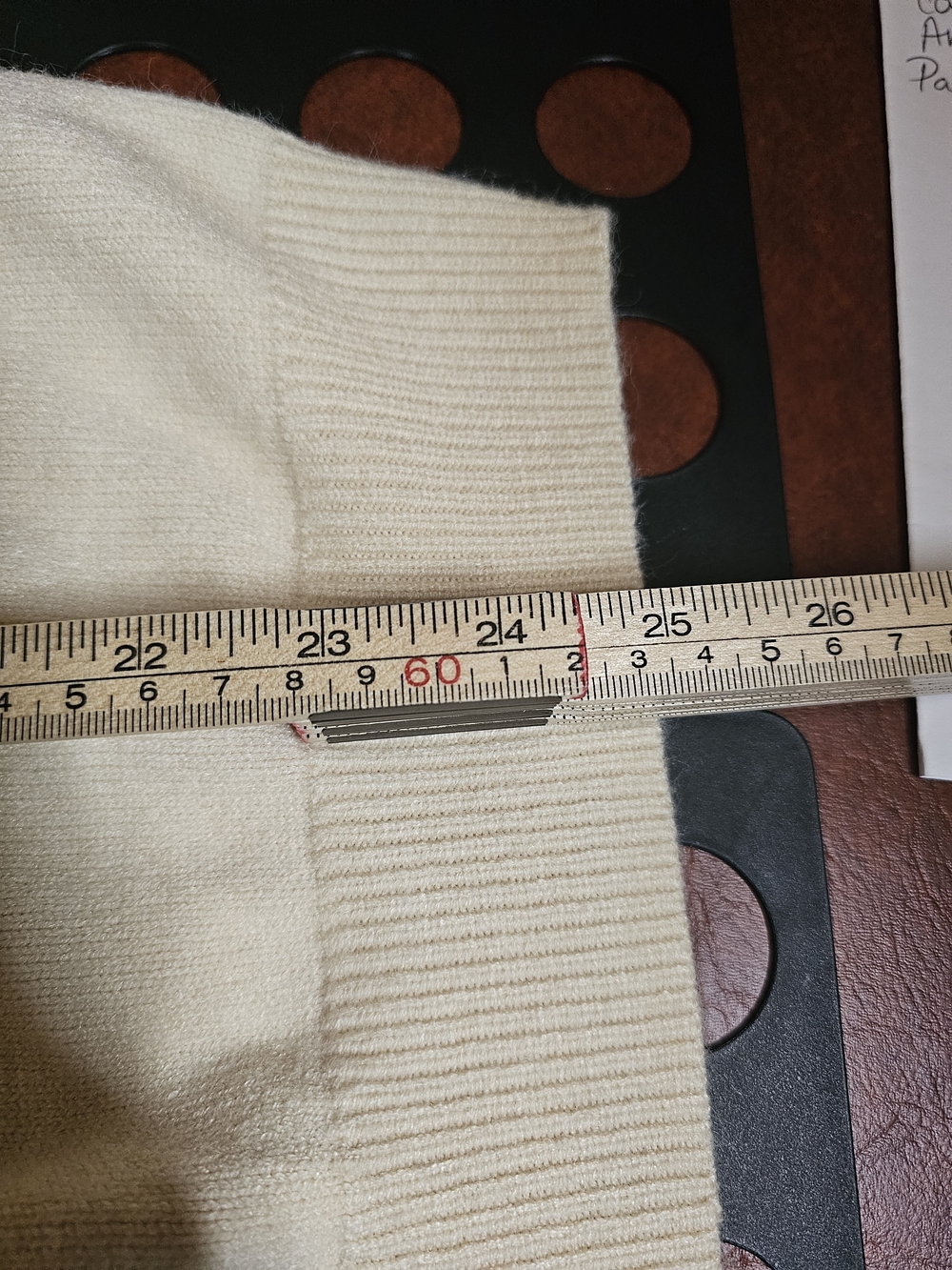 BTFBM Ivory Sweater Lg NWT - Picture 9 of 11